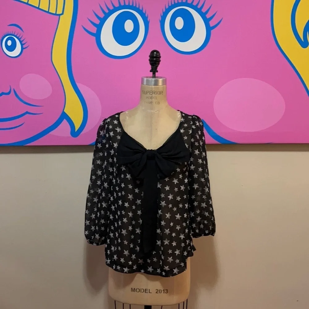 Mystic Black White Stars Bow Blouse Top